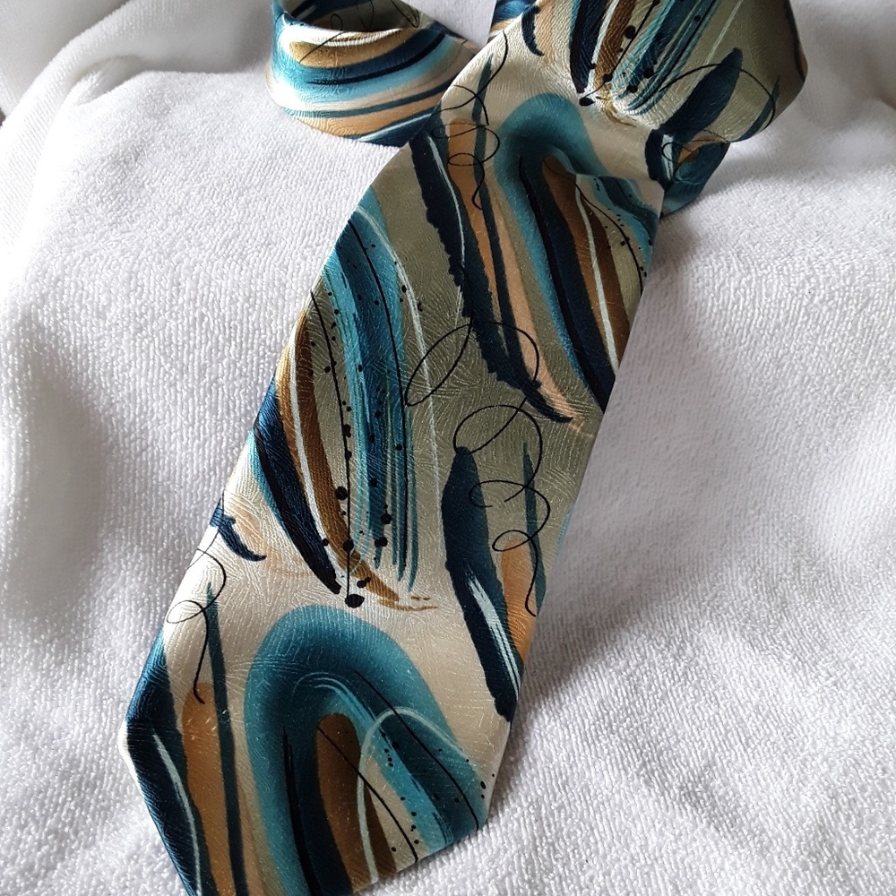 Jerry Garcia tie😀😀😀 - Picture 3 of 5